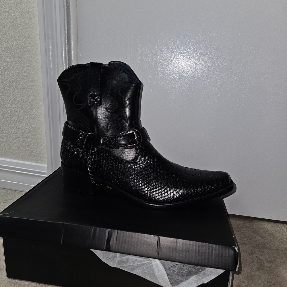 Men's Black Leather Western Boots